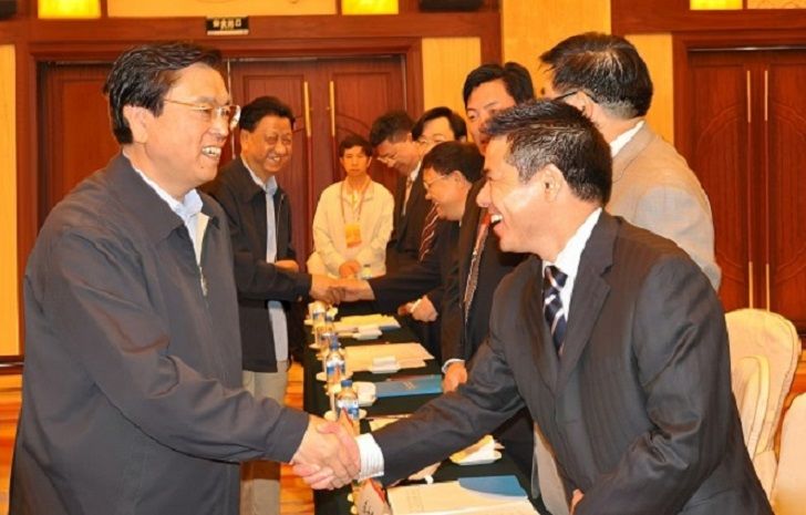 中共十八屆中央政治局常委、第十二屆全國(guó)人大常委會(huì)委員長(zhǎng)張德江接見(jiàn)蔣錫培